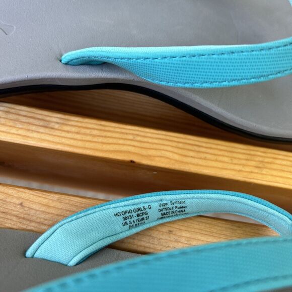 Olukai Girls Size 5 Ho’opio Teal Gray 30131 Slip On Sandal Thong - Picture 4 of 8